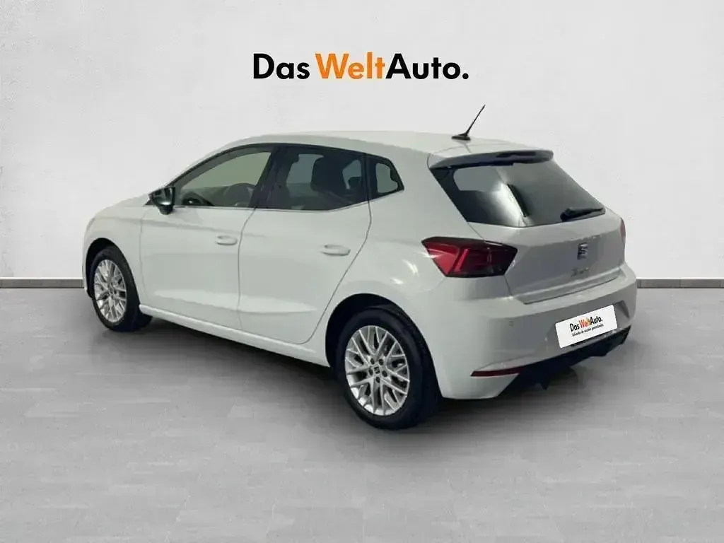 Usado Seat Ibiza XCELLENCE 116 CV (85 kW) 2025 Blanco Utilitario