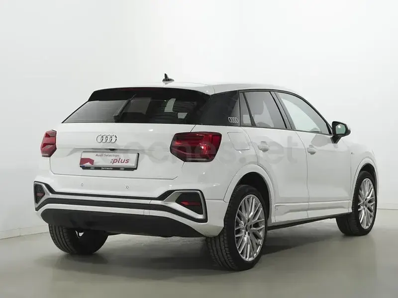 Usado Audi Q2 S-Line 116 CV (85 kW) 2022 Blanco SUV