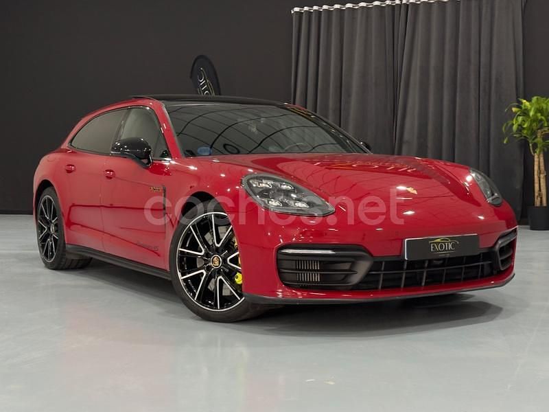 Usado Porsche Panamera 4S E-Hybrid Sport Turismo Sport Turismo 560 CV (411 kW) 2021 Rojo Familiar