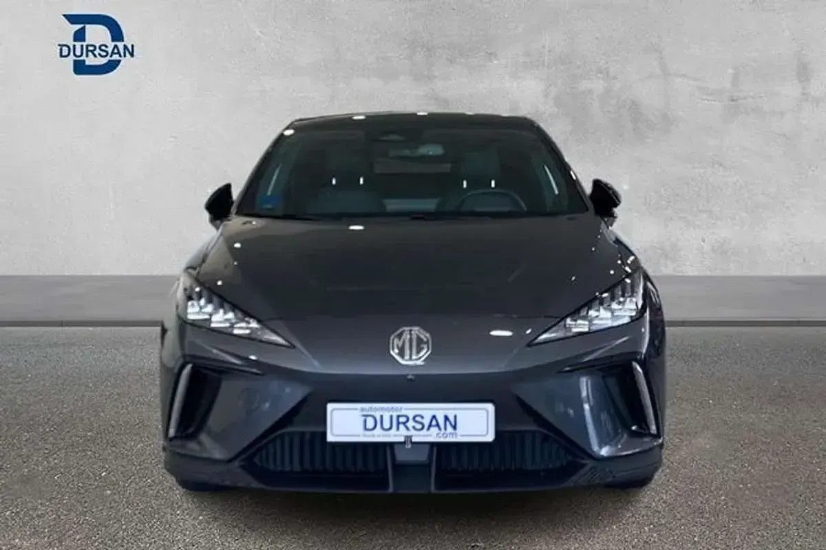 Usado MG MG4 EV Luxury 150 kW (204 CV) 2023 Gris Utilitario
