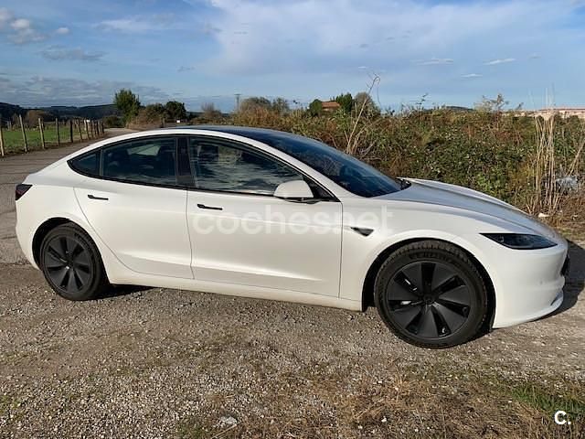 Eléctrico Usado 2024 Tesla Model 3 RWD Berlina | 29.999 € (Precio justo) - Imagen 1/4