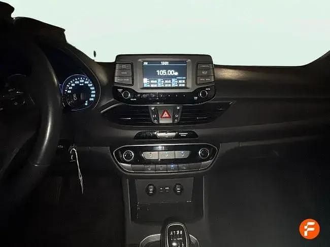 Brugt Hyundai i30 GO! 120 HK (88 kW) 2019 Beige