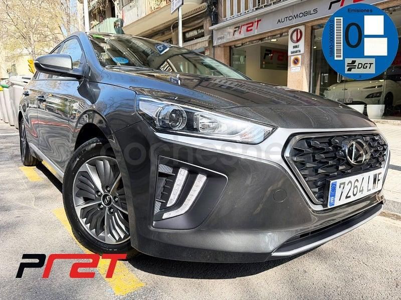Usado Hyundai Ioniq 141 CV (103 kW) 2022 Gris / plata Utilitario
