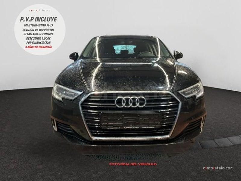 Käytetty Audi A3 Comfort 150 HP (110 kW) 2017 Musta Sedan