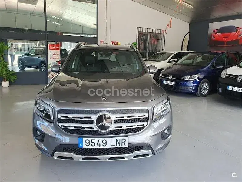 Usado Mercedes GLB200 150 CV (110 kW) 2021 Gris / plata SUV