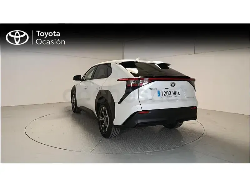 Usado Toyota bZ4X Advance 150 kW (204 CV) 2023 Eléctrico SUV
