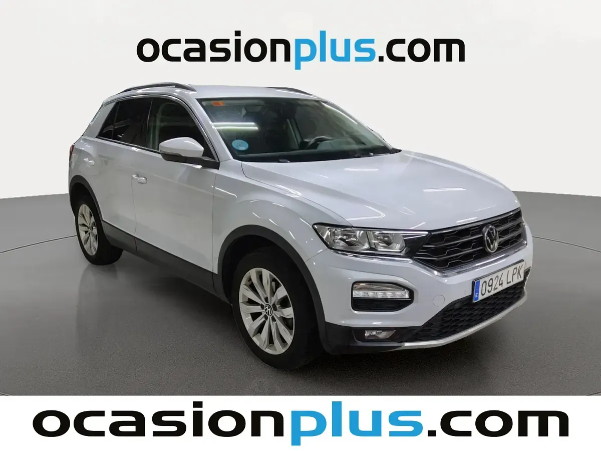 Usado VW T-Roc Advance 110 CV (80 kW) 2021 Gris plata SUV