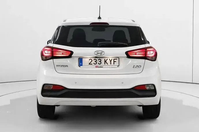 Begagnad Hyundai i20 100 HK (73 kW) 2019 Halvkombi
