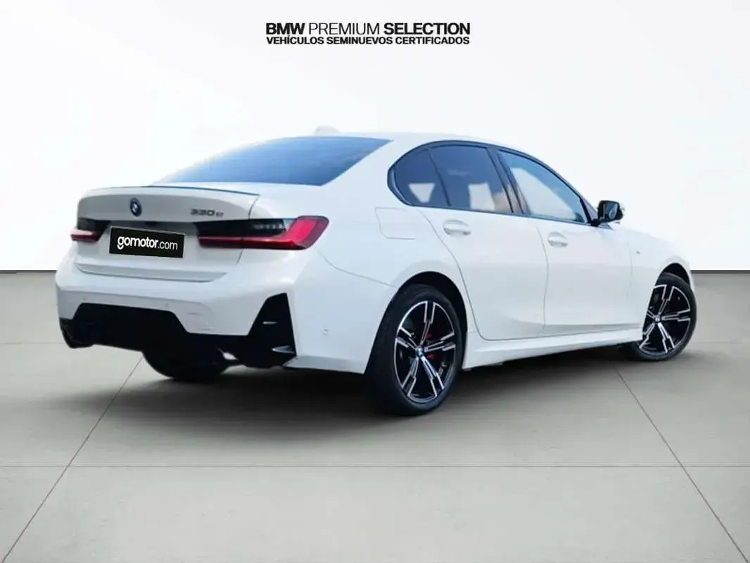 Usado BMW 330e Shadowline 292 CV (214 kW) 2025 Berlina