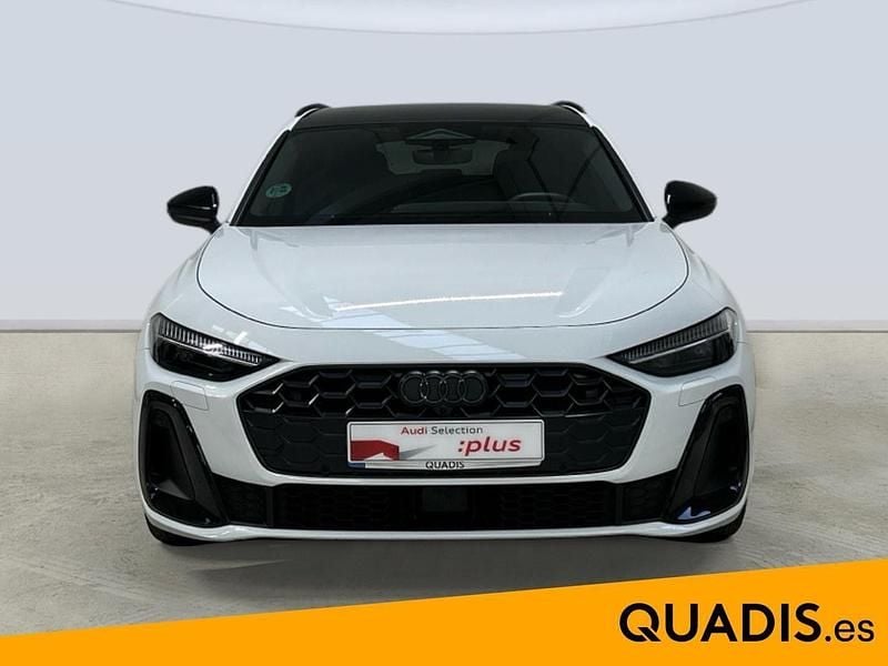 Usado Audi A5 204 CV (150 kW) 2025 Blanco Familiar