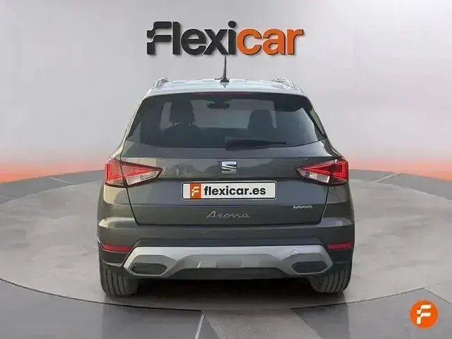 Usado Seat Arona FR 150 CV (110 kW) 2024 Gris SUV