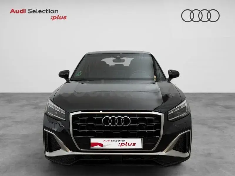 Usado Audi Q2 150 CV (110 kW) 2025 Negro SUV