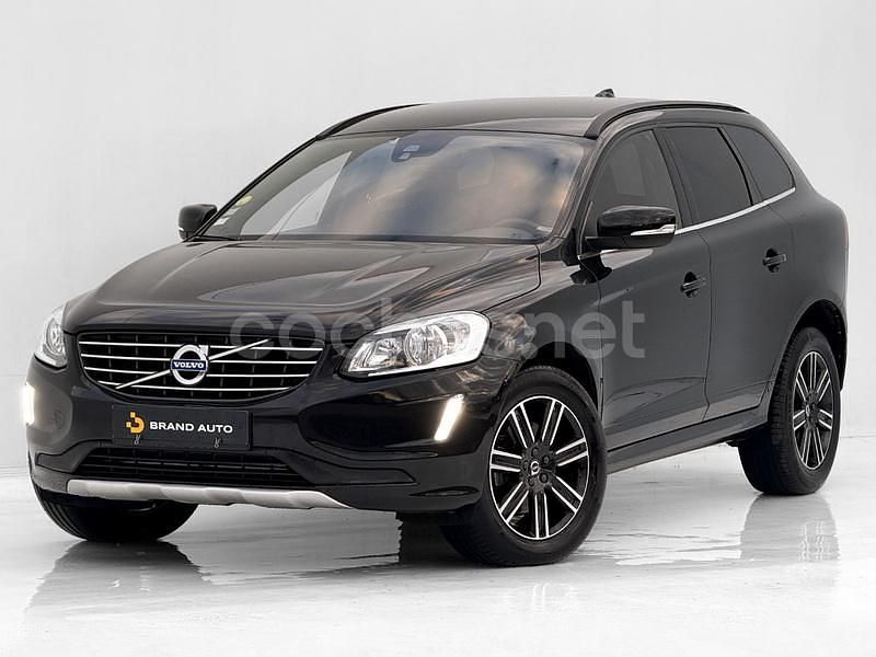 Usado Volvo XC60 Momentum 190 CV (139 kW) 2017 Negro SUV
