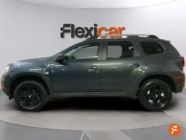 Usado Dacia Duster Extreme 100 CV (73 kW) 2022 Gris SUV