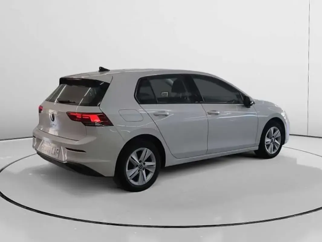 Usado VW Golf VIII 116 CV (85 kW) 2022 Blanco Utilitario
