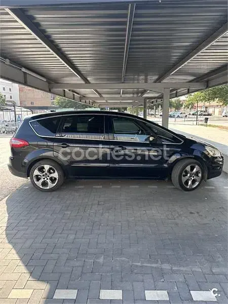 Usado Ford S-MAX Titanium 163 CV (119 kW) 2011 Negro Monovolumen