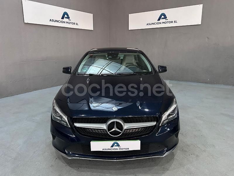 Usado Mercedes CLA220 177 CV (130 kW) 2017 Azul Berlina