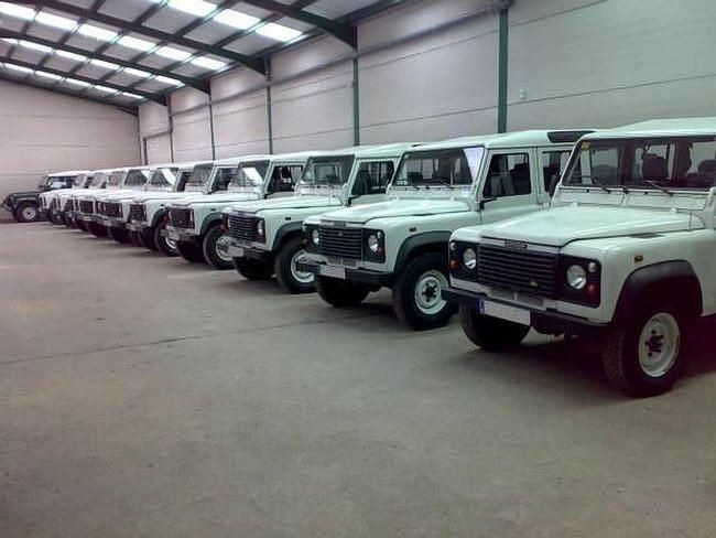 Usado Land Rover Defender 122 CV (89 kW) 2014 Blanco SUV