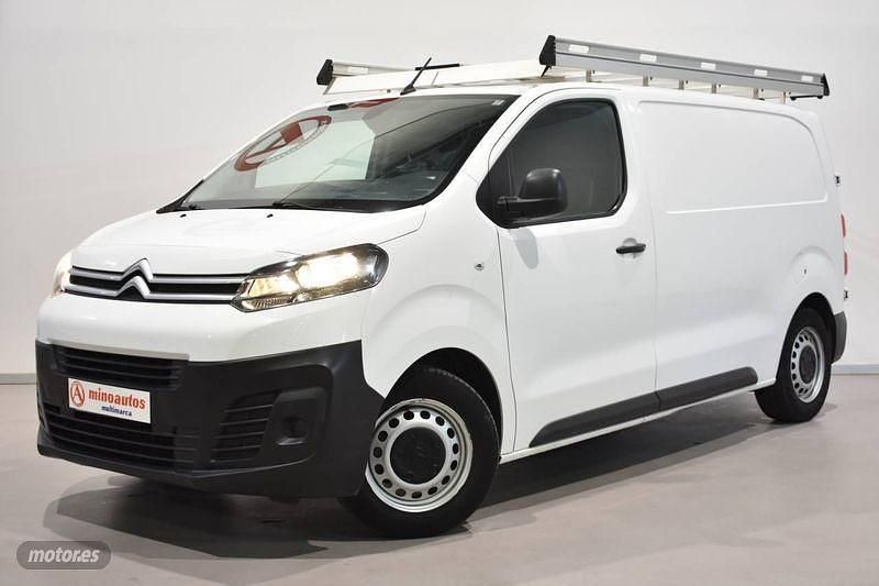Usado Citroën Jumpy 101 CV (74 kW) 2021 Blanco Monovolumen