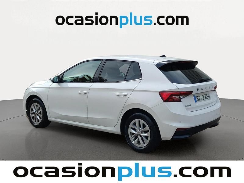 Usado Skoda Fabia Selection 95 CV (69 kW) 2024 Blanco Berlina