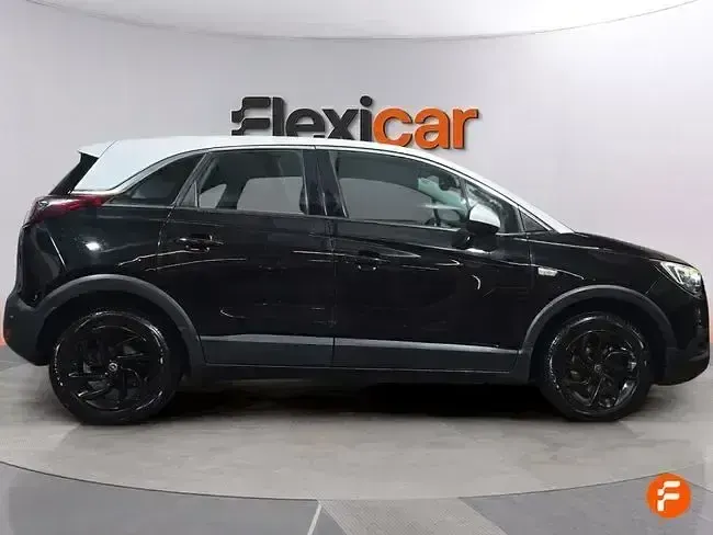 Usado Opel Crossland X Innovation 130 CV (95 kW) 2020 Negro SUV