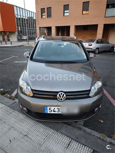 Usado VW Golf Plus Cross Advance 105 CV (77 kW) 2013 Beige Monovolumen