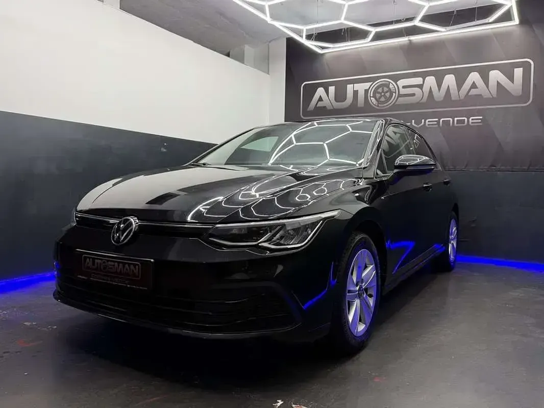 Usado VW Golf VIII Advance 131 CV (96 kW) 2020 Gris Utilitario