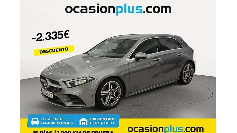Gris Usado 2019 Mercedes A180 AMG Utilitario | 23.355 € (Un poco caro) - Imagen 1/4
