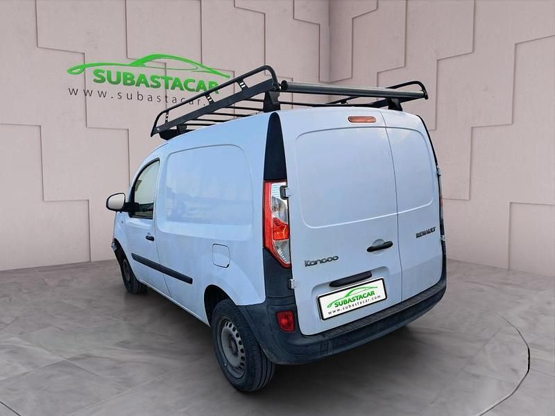 Usado Renault Kangoo 90 CV (66 kW) 2018 Blanco Monovolumen
