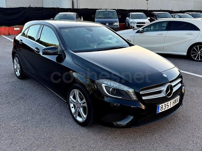 Usado Mercedes A200 Urban 156 CV (114 kW) 2013 Negro Berlina