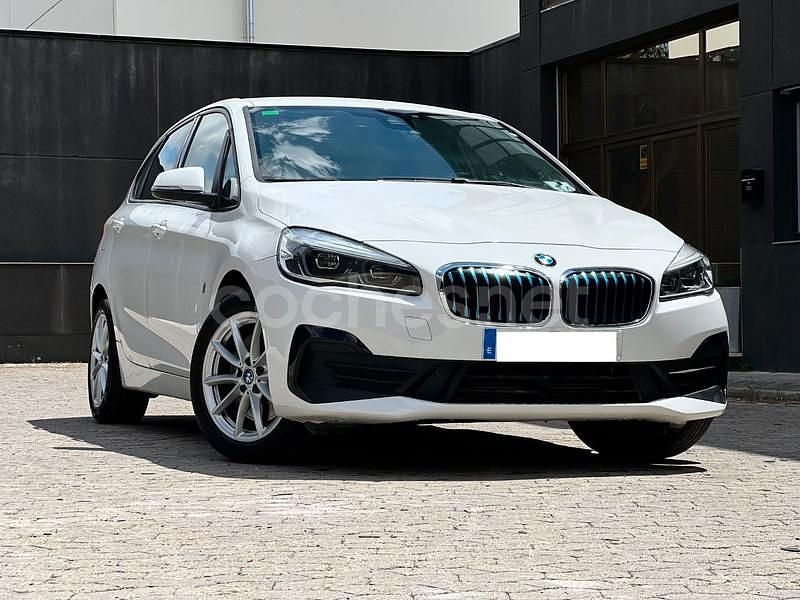 Usado BMW 225 Active Tourer iPerformance 224 CV (164 kW) 2019 Blanco Monovolumen