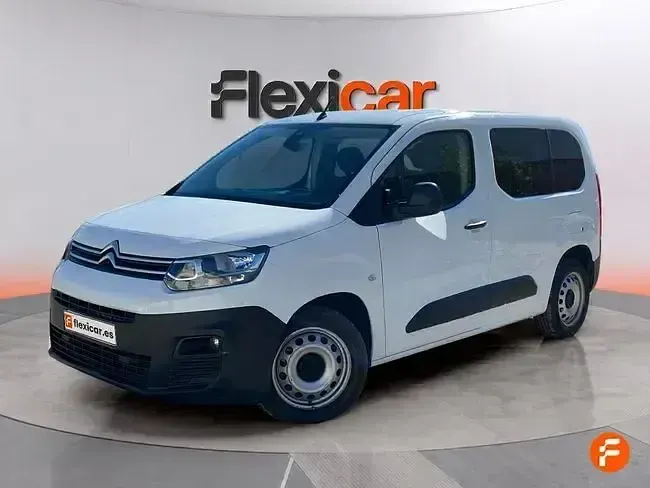 Usado Citroën Berlingo Feel 102 CV (75 kW) 2020 Blanco Monovolumen