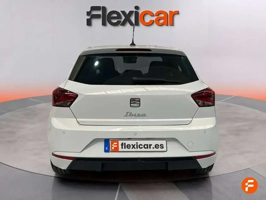 Usado Seat Ibiza XCELLENCE 116 CV (85 kW) 2024 Blanco Utilitario
