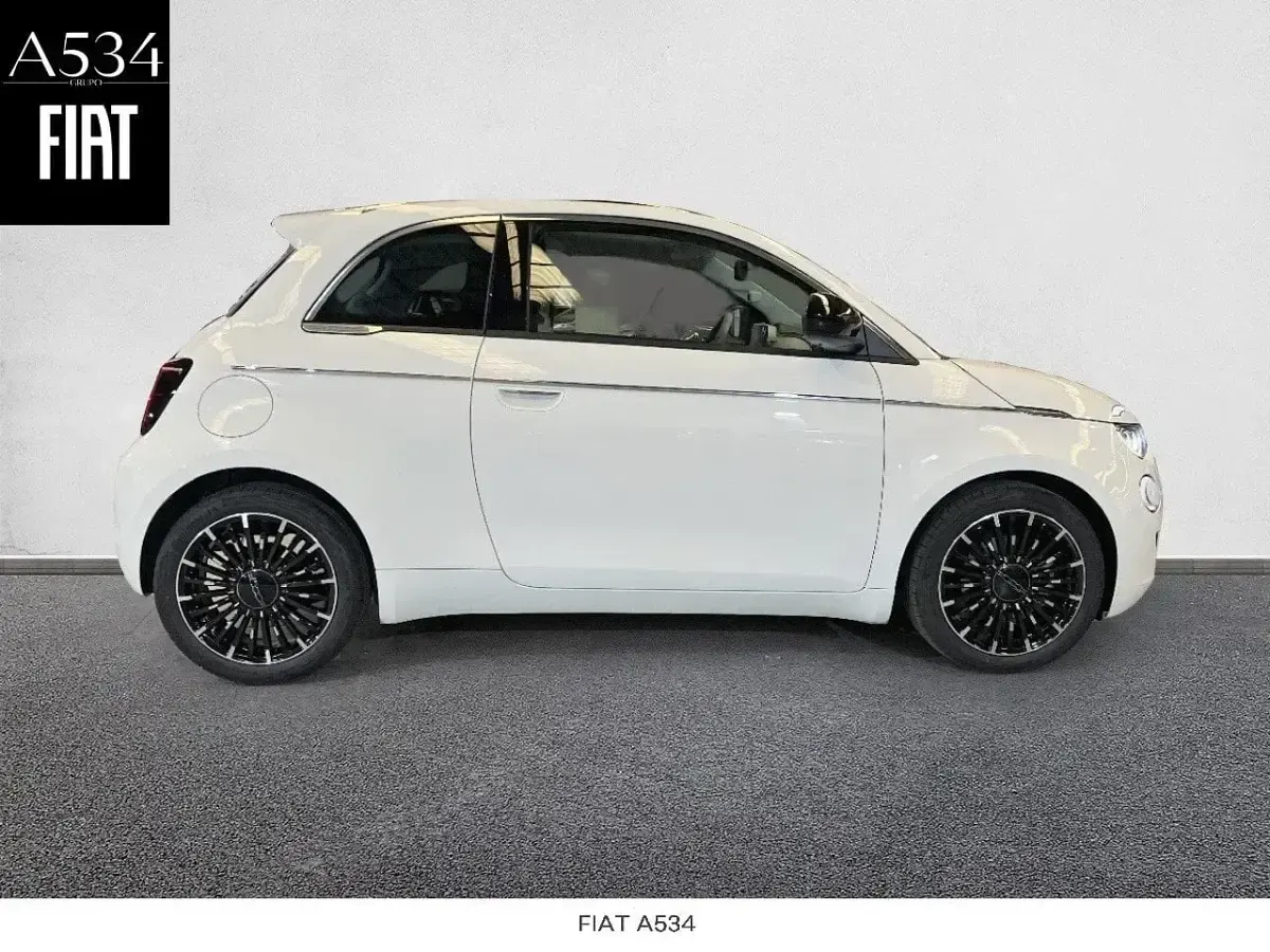 Nuevo Fiat 500 La Prima 65 CV (47 kW) 2026 Azul Berlina