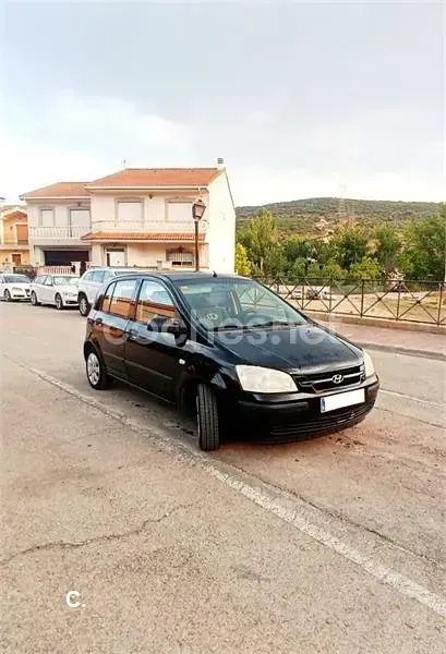 Usado Hyundai Getz 63 CV (46 kW) 2005 Negro Utilitario