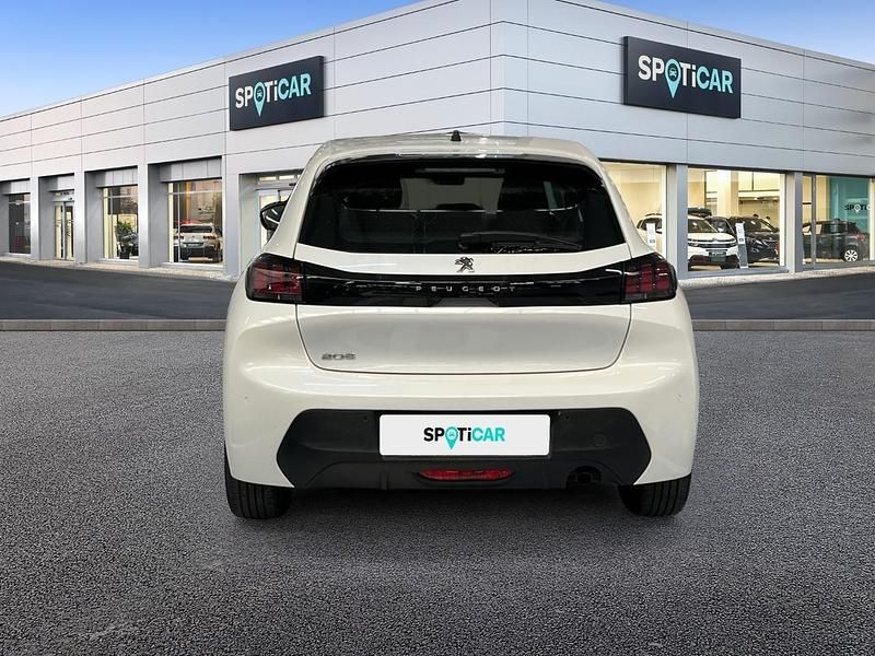 Usado Peugeot 208 Active 100 CV (73 kW) 2022 Blanco Utilitario