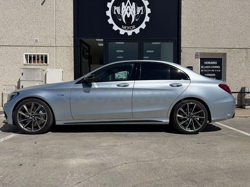 Usado Mercedes C43 AMG AMG 367 CV (269 kW) 2017 Gris / plata Berlina