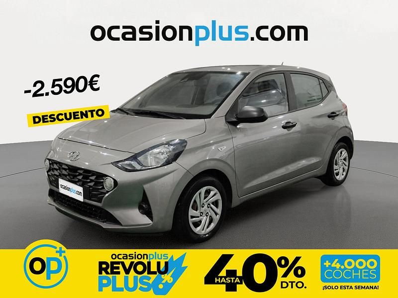 Usado Hyundai i10 67 CV (49 kW) 2022 Gris Utilitario