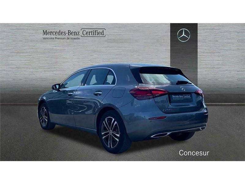 Usado Mercedes A250 218 CV (160 kW) 2024 Gris