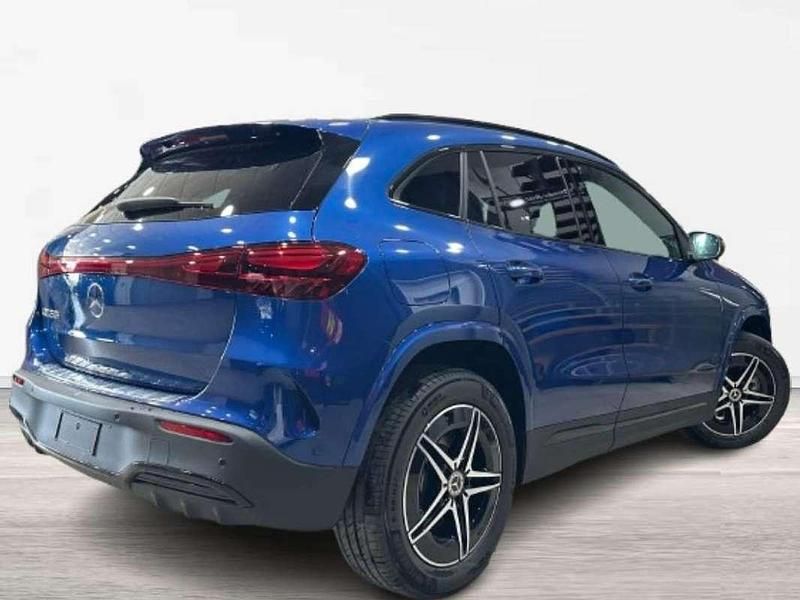 Usado Mercedes EQA250+ 139 kW (190 CV) 2025 Azul SUV