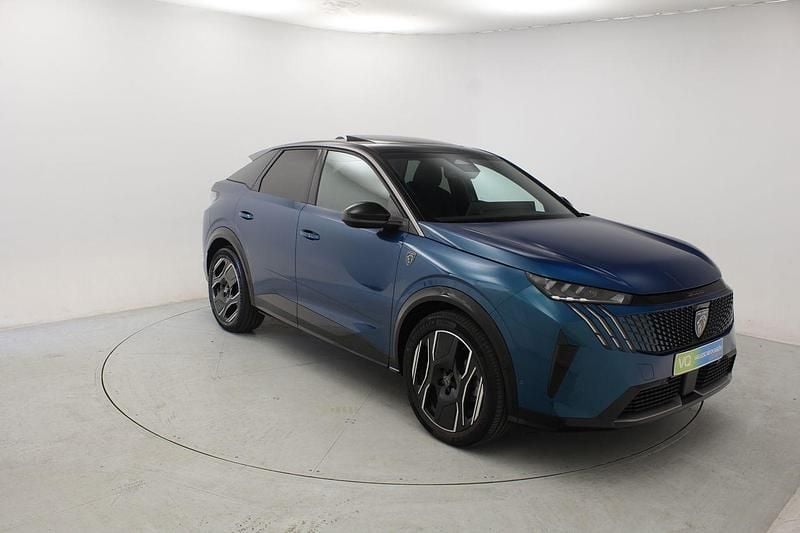 Azul Usado 2024 Peugeot e-3008 GT SUV | 39.900 € (Precio justo) - Imagen 1/4