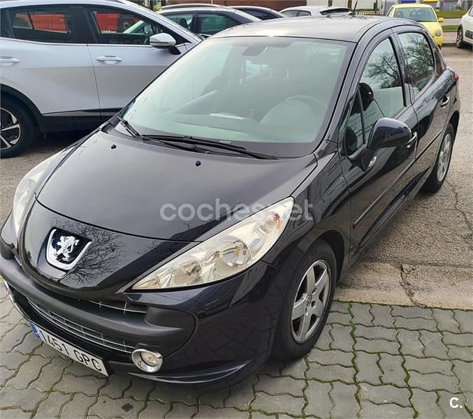 Usado Peugeot 207 Sport 95 CV (69 kW) 2009 Negro Berlina
