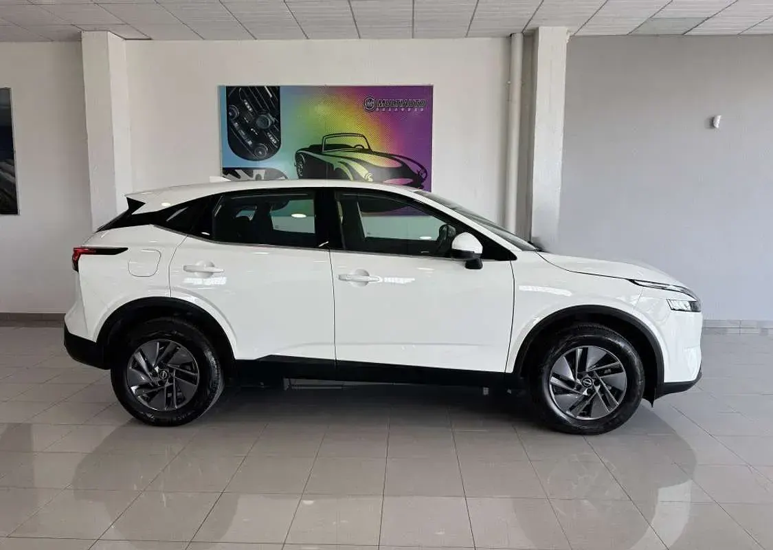 Usado Nissan Qashqai Acenta 140 CV (102 kW) 2023 Blanco SUV