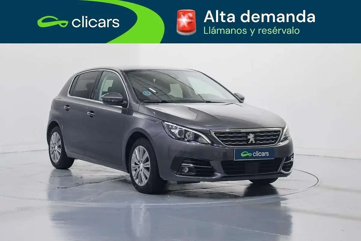 Usado Peugeot 308 Allure 131 CV (96 kW) 2021 Gris Utilitario
