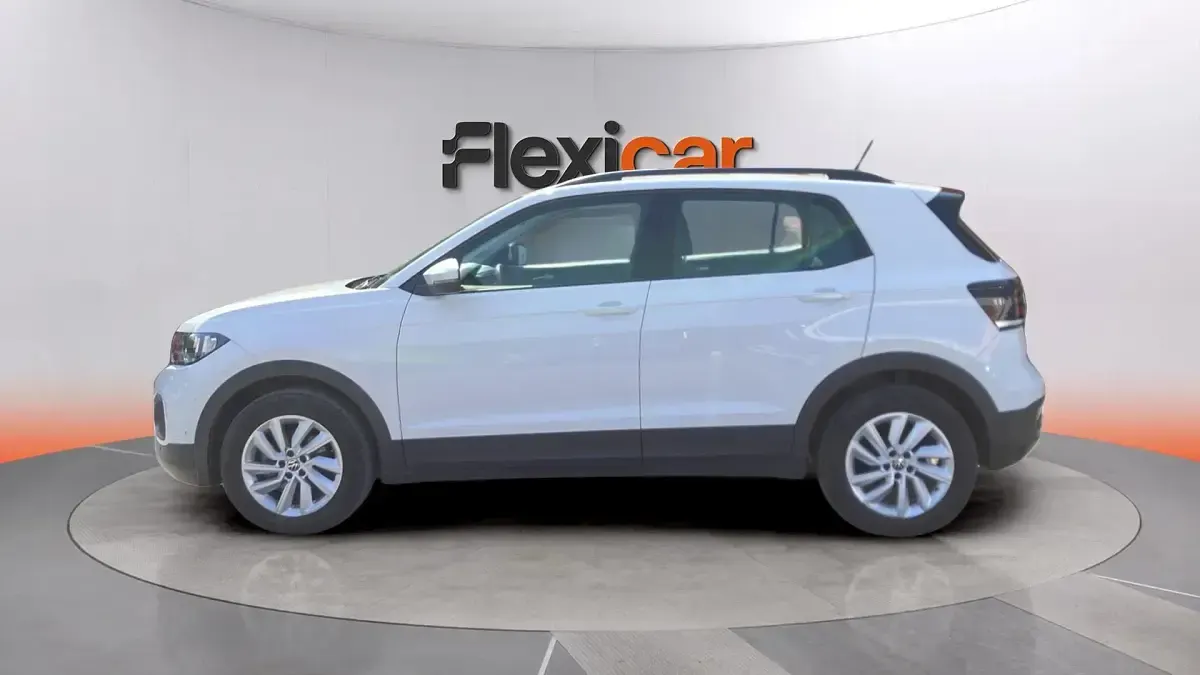 Usado VW T-Cross Advance 110 CV (80 kW) 2023 Blanco SUV