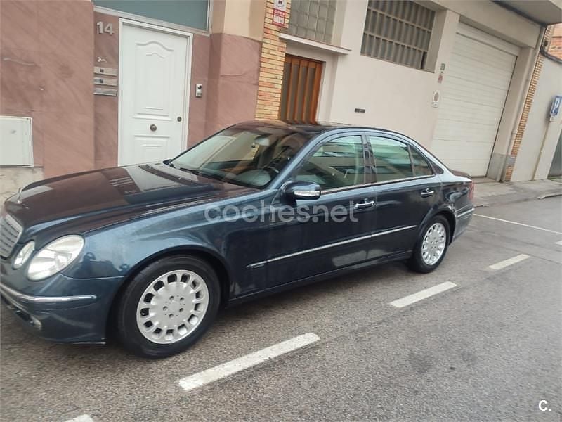 Azul Usado 2005 Mercedes E220 Elegance Berlina | 3800 € (Super precio) - Imagen 1/4