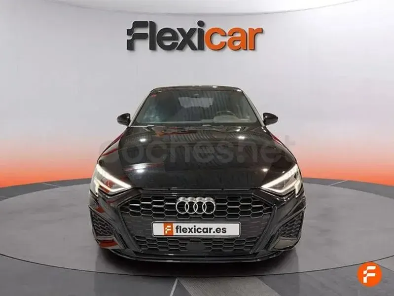 Usado Audi A3 150 CV (110 kW) 2021 Negro Berlina