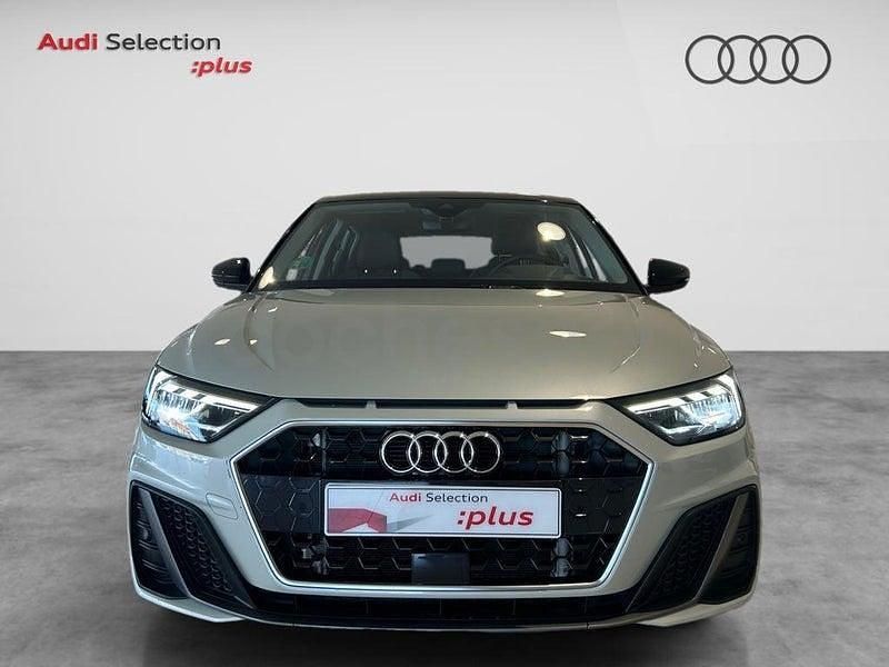 Usado Audi A1 Sportback 116 CV (85 kW) 2025 Gris / plata Utilitario