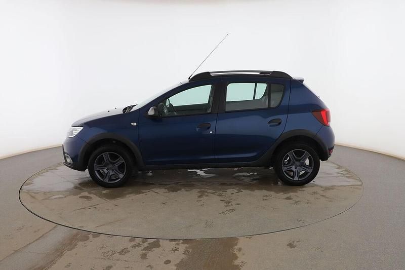 Usado Dacia Sandero 90 CV (66 kW) 2017 Azul Berlina