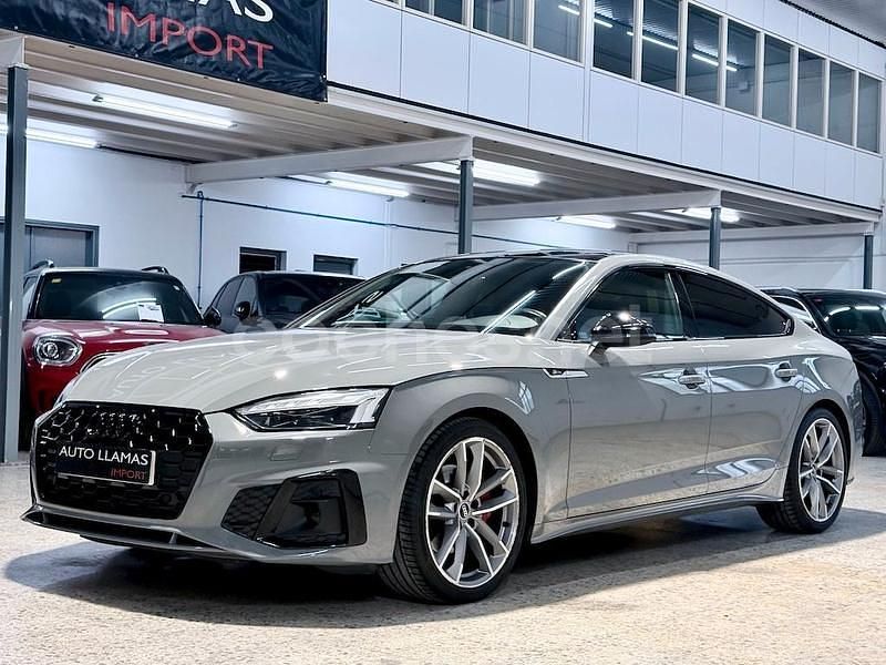 Gris / plata Usado 2021 Audi A5 Sportback S-Line Utilitario | 40.990 € - Imagen 1/4